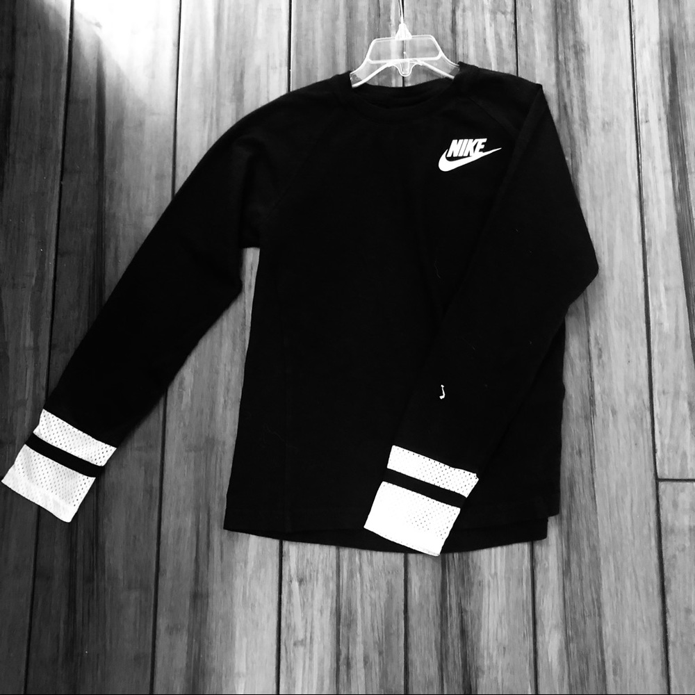 NIKE long sleeve girls M